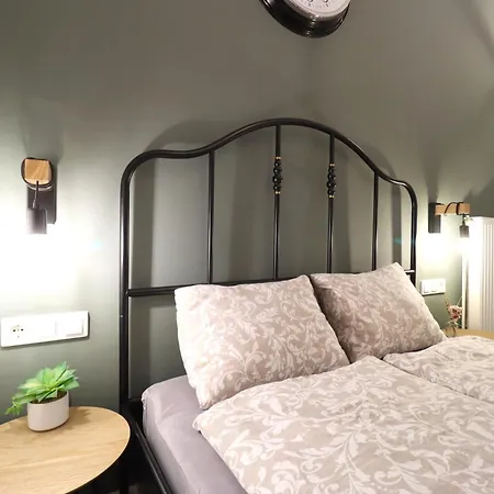 Cozy Westend Apartment
